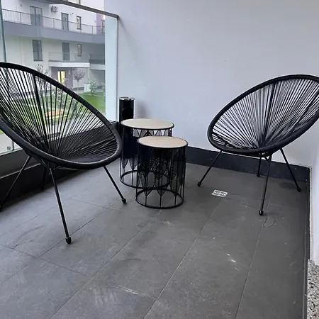 Garsoniera De Lux شقة *